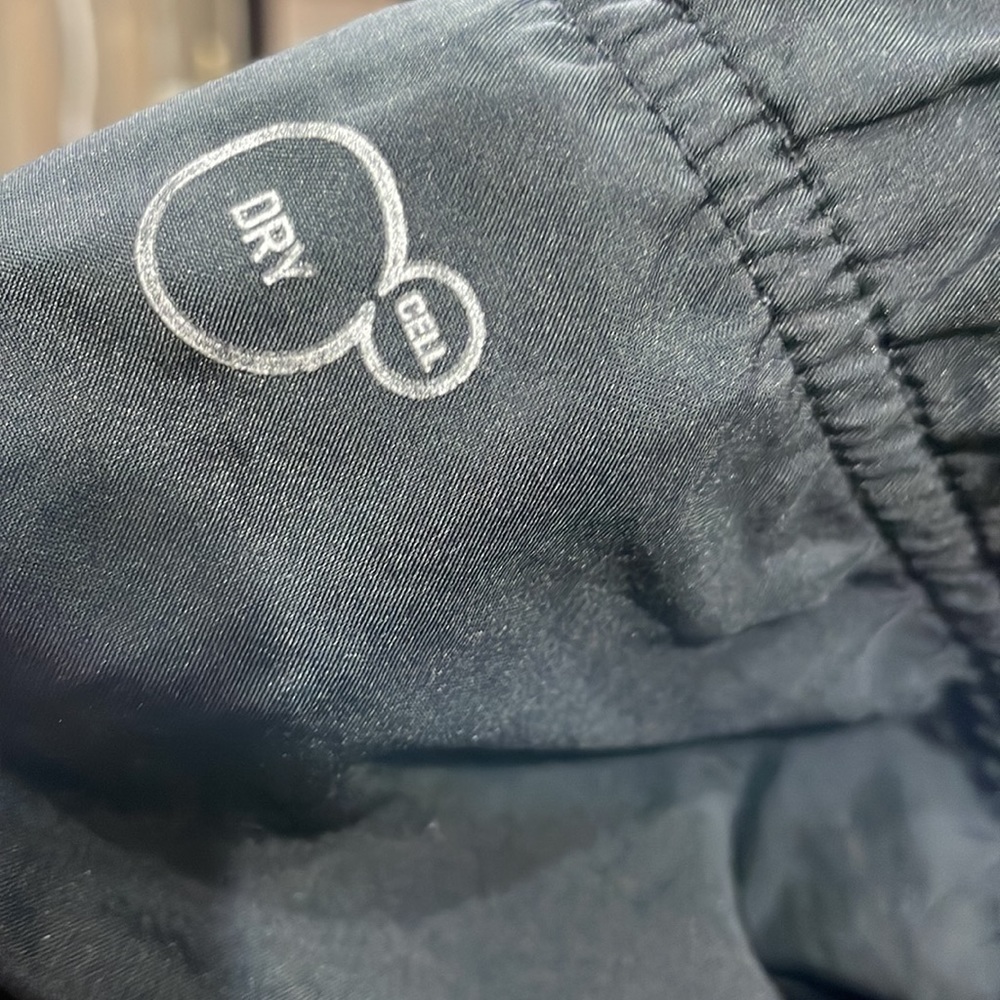 Puma shorts - Picture 4 of 4